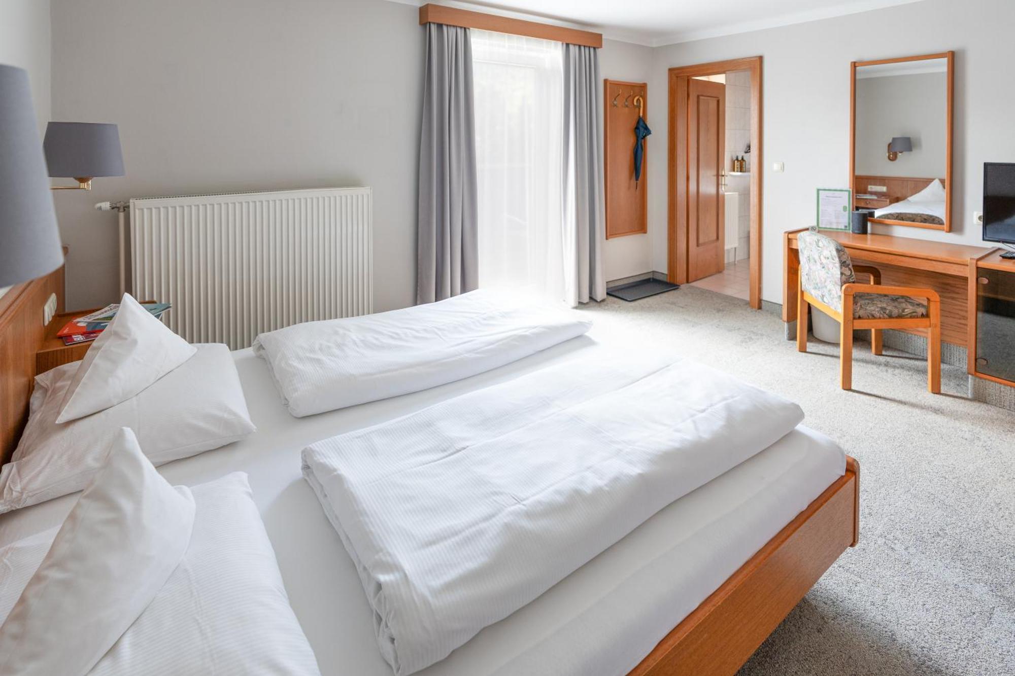 Hotel Jakob Фушл ам Зее Экстерьер фото